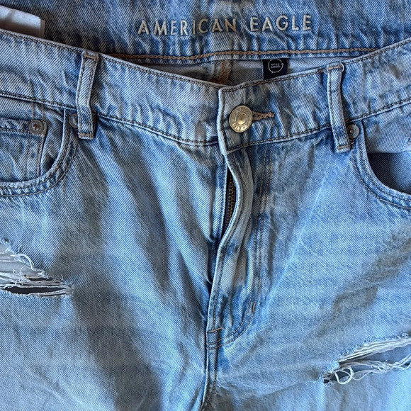 American Eagle Outfitters Classic Blue denim Jeans distressed 100% cotton - Picture 4 of 16